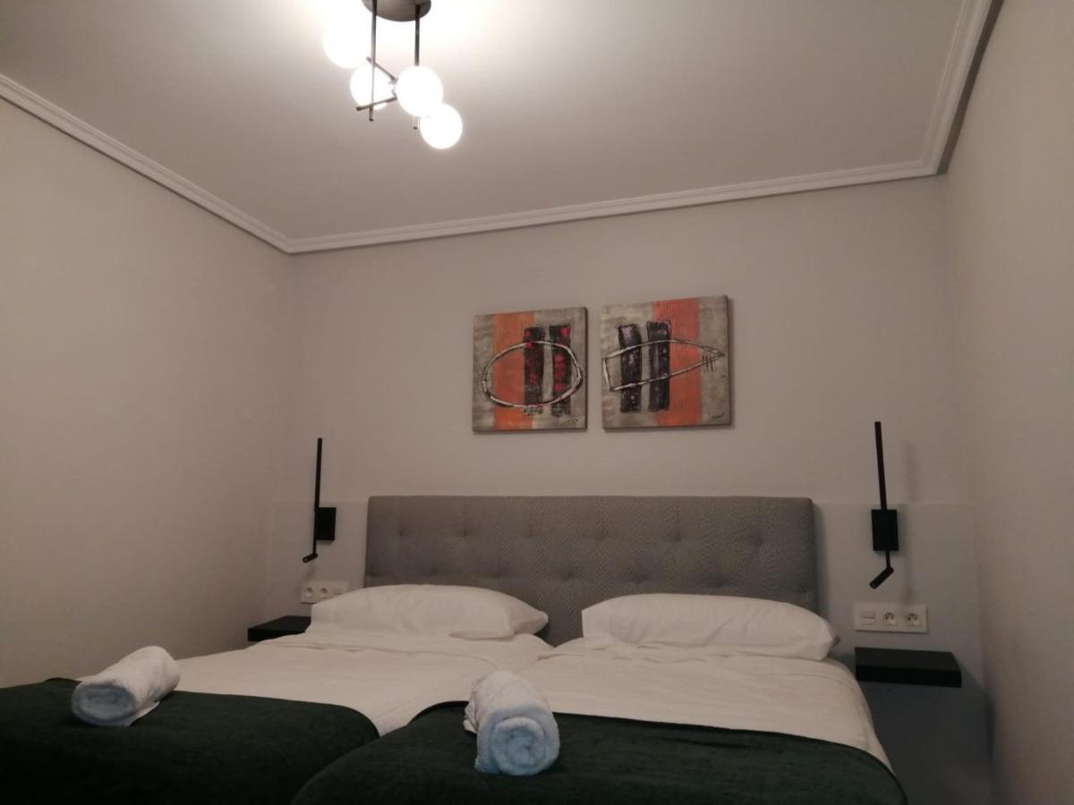 Ferienwohnung Lugar Especial, Gran Patio, Junto Al Ayuntamiento Bilbao Exterior foto